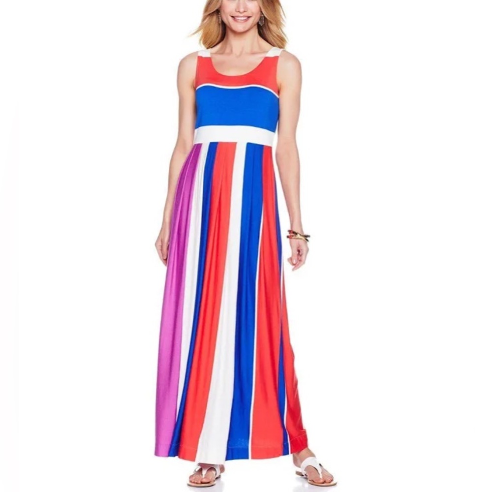 Hot in Hollywood “Jilly” Pleated Maxi Dress